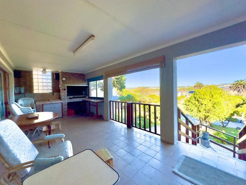 4 Bedroom Property for Sale in Stilbaai East Western Cape